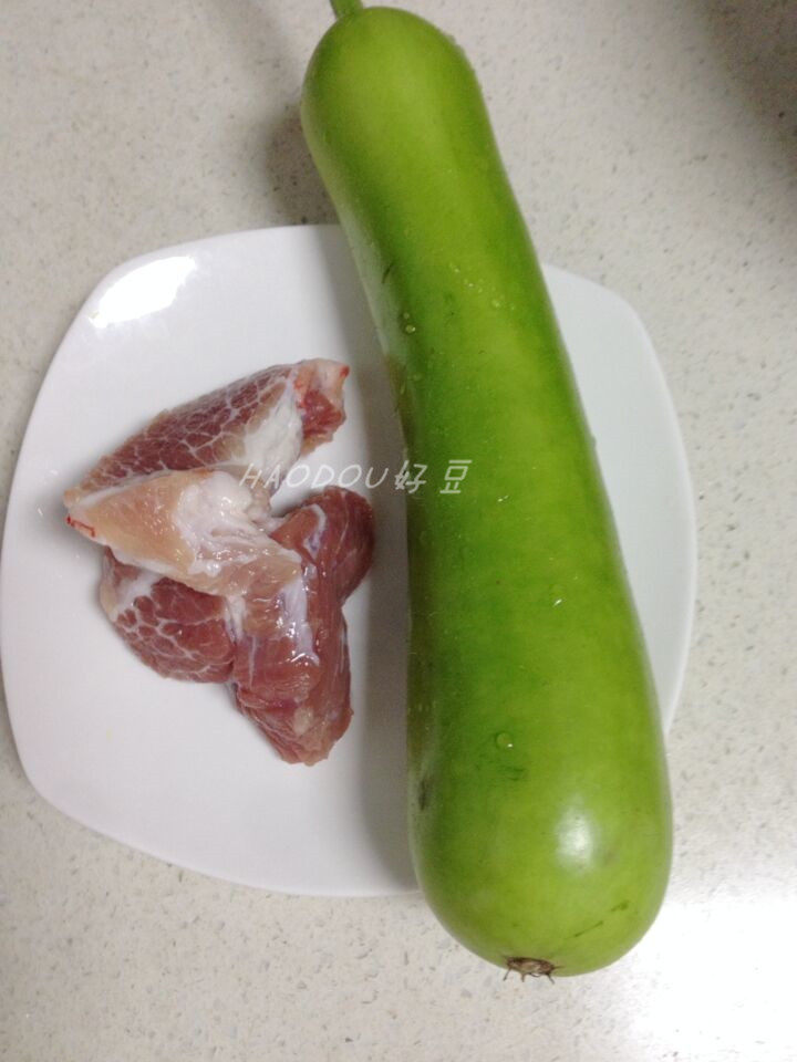 瓠瓜炒肉步骤1