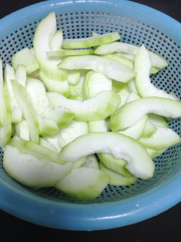 瓠瓜炒肉步骤3