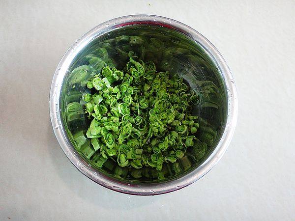 荷叶煎蛋步骤3