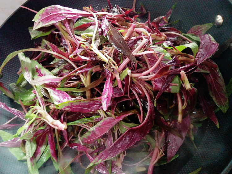 清炒苋菜步骤6