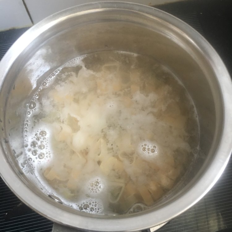 肉酱心形意面步骤2