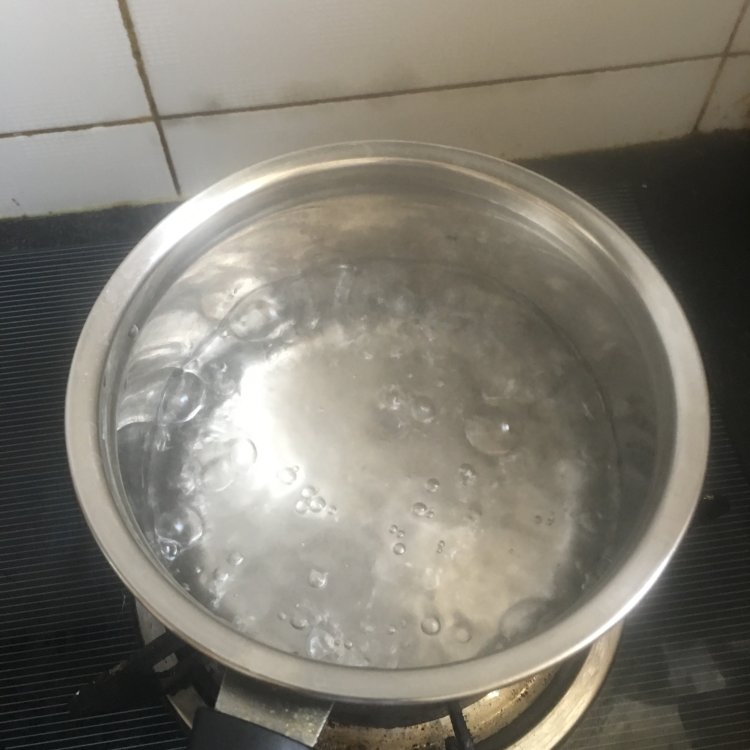 肉酱心形意面步骤1