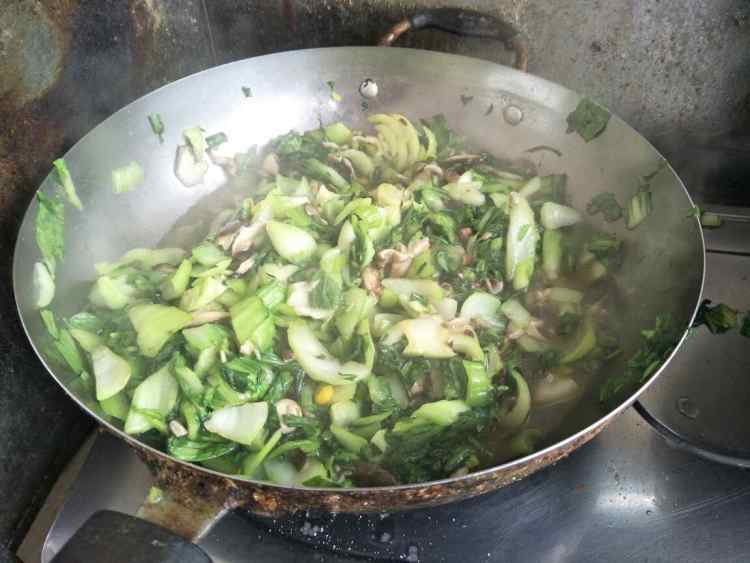 清淡香菇油菜步骤6