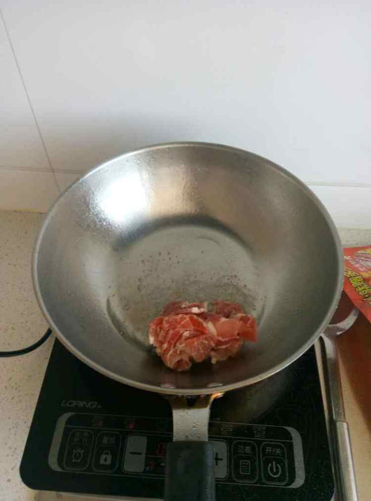 洋葱胡萝卜炒肉步骤3