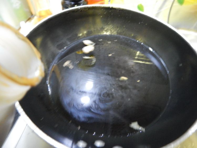 甜辣酱炒鱿鱼步骤2