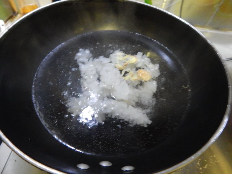 甜辣酱炒鱿鱼步骤3