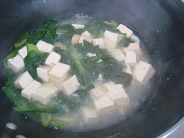 小白菜叶炖豆腐步骤7