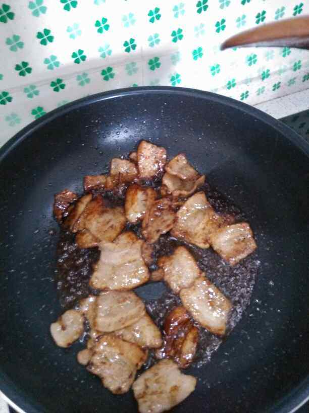 芹菜豆干炒肉步骤4