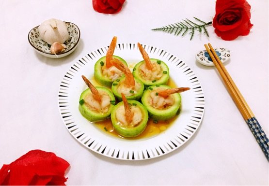 西葫芦鲜虾蛊步骤10