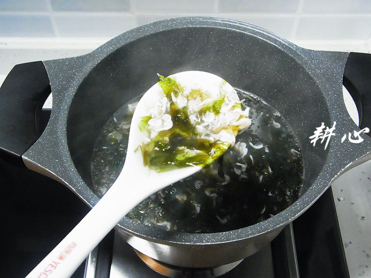 虾苗紫菜汤步骤7