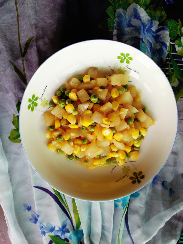 炒三色素菜步骤2