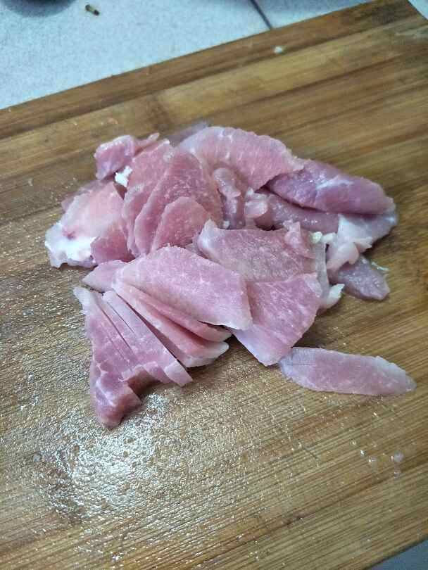 萝卜丝炒肉步骤3