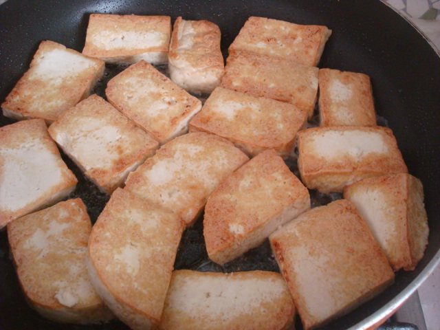 孜然卤豆腐步骤3