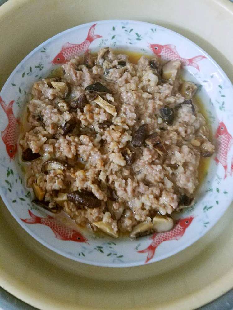 香菇蒸肉饼步骤6