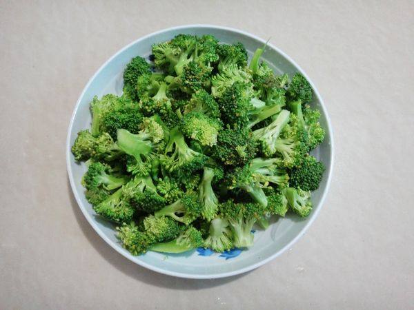 豉油西兰花步骤2