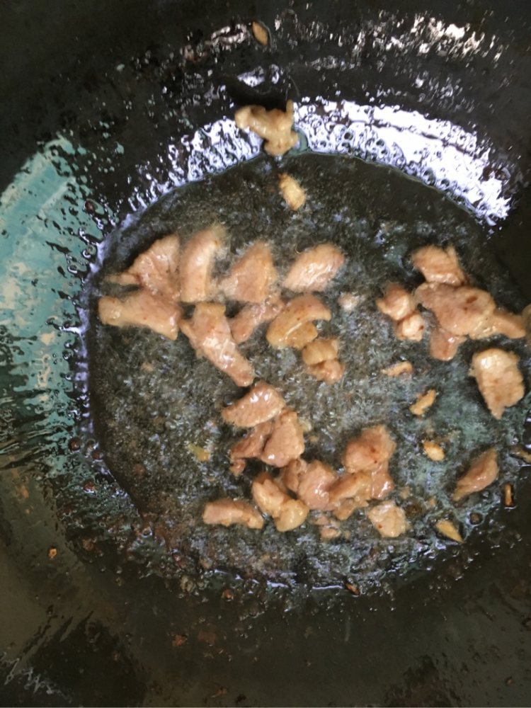 韭菜香干炒肉步骤5