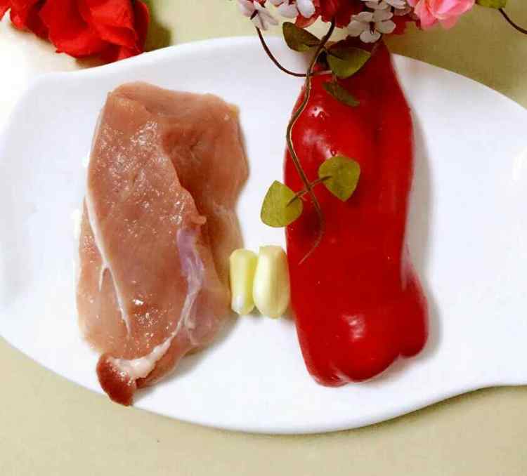 酸豆角炒肉丝步骤2