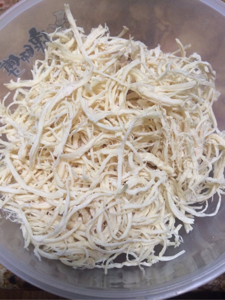 鸡丝拌黄瓜步骤3