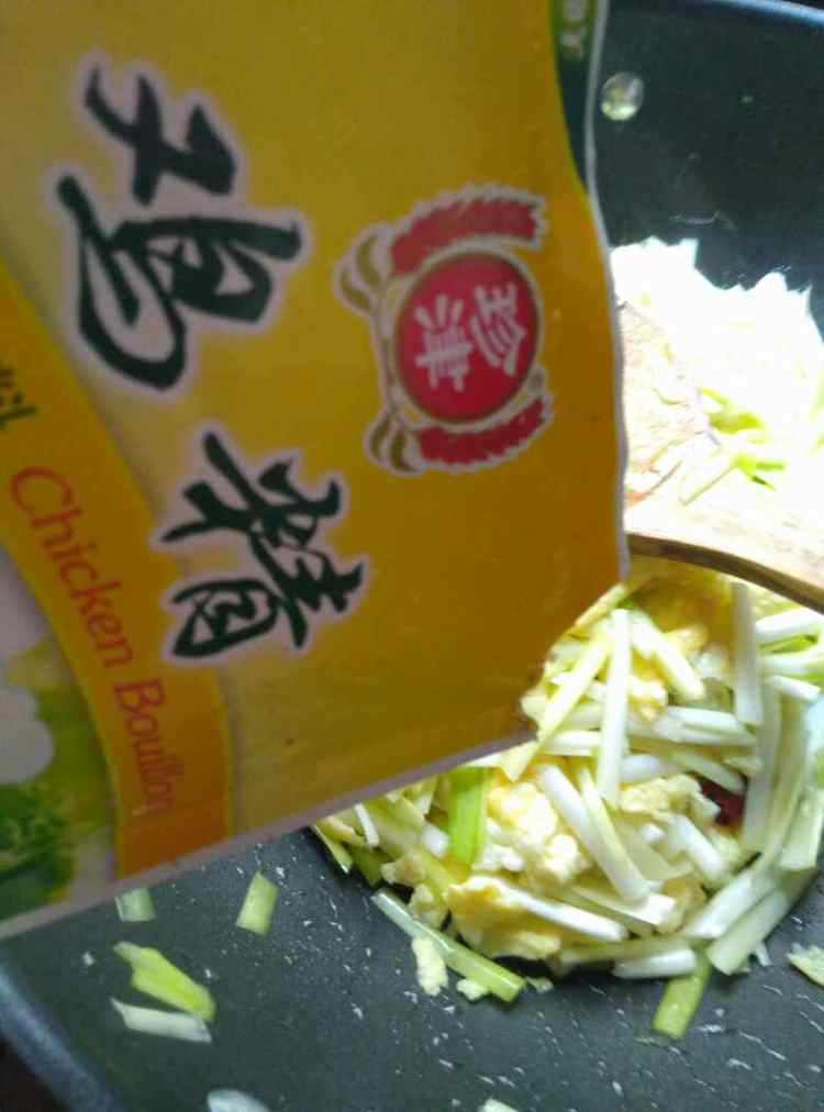 韭黄炒鸡蛋步骤7
