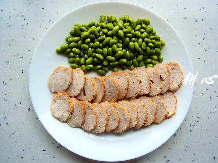 潮汕粿肉炒毛豆步骤3