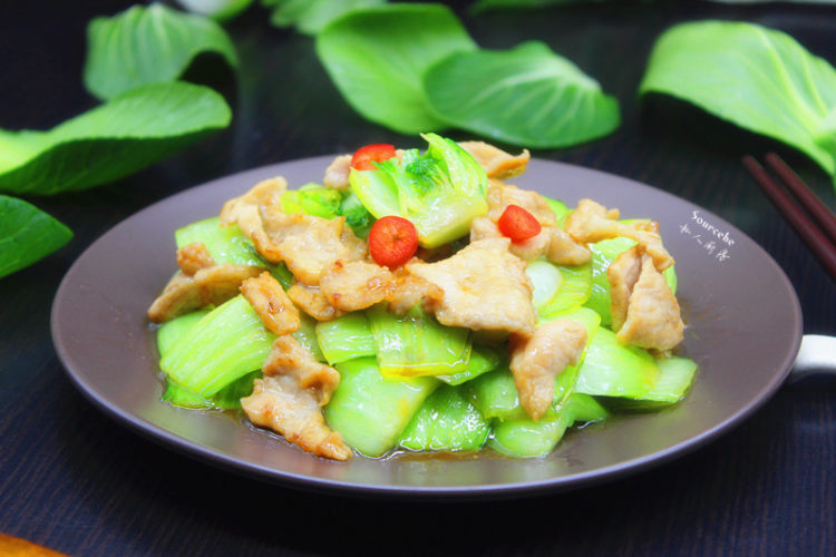 肉片炒青菜步骤7