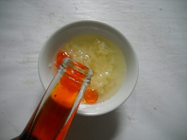红油蒜汁豆皮粉丝步骤6