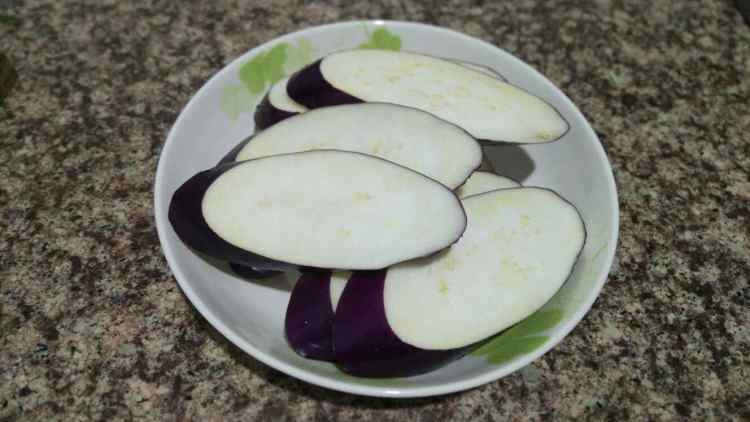 烤茄子步骤2