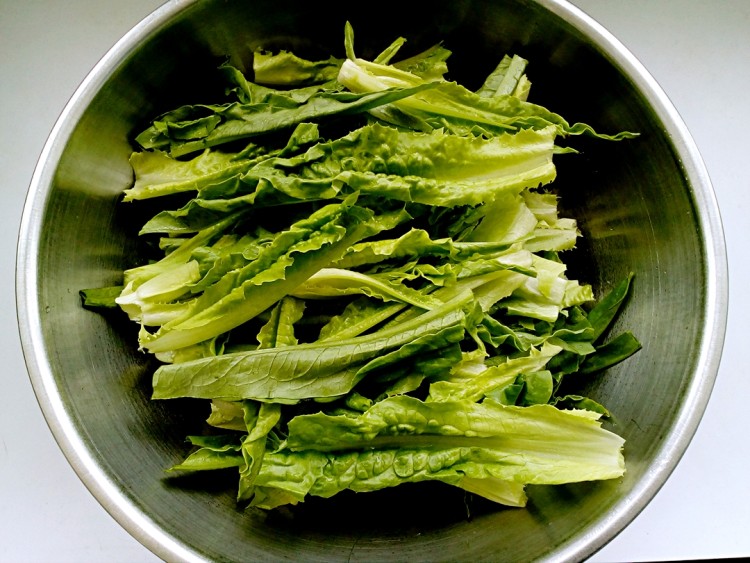 蒸油麦菜步骤2