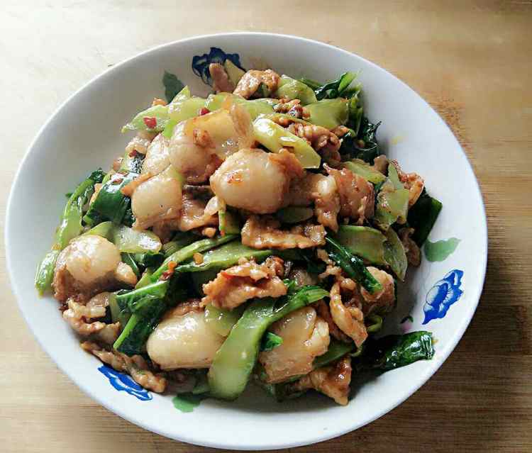 莴笋炒肉步骤13