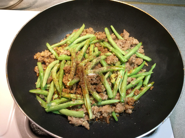 脆炒四季豆肉末步骤11