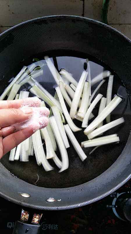 凉拌牛皮菜步骤5