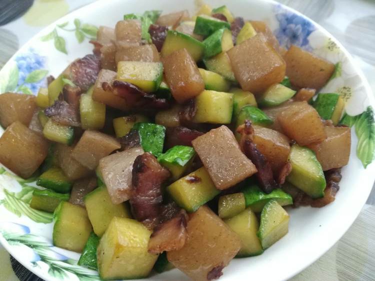 腊肠魔芋烧黄瓜步骤7
