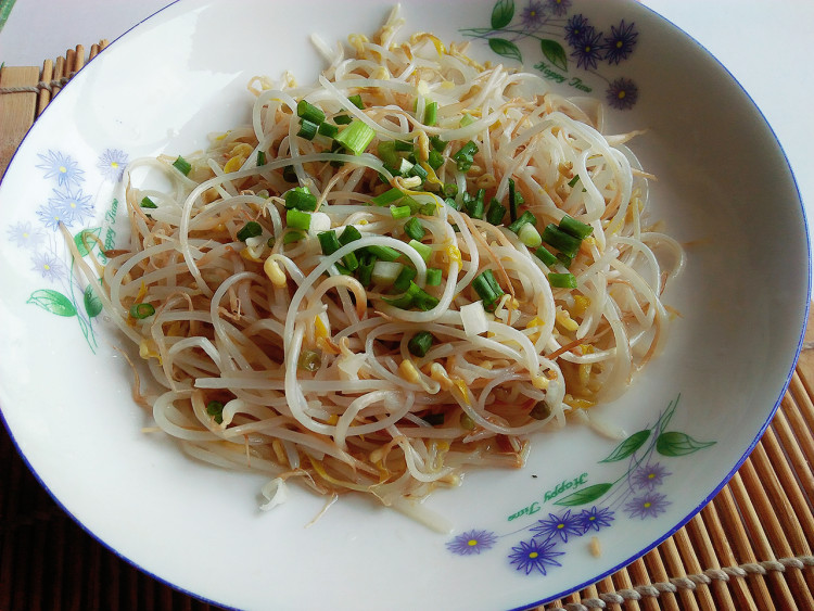 素炒豆芽步骤4