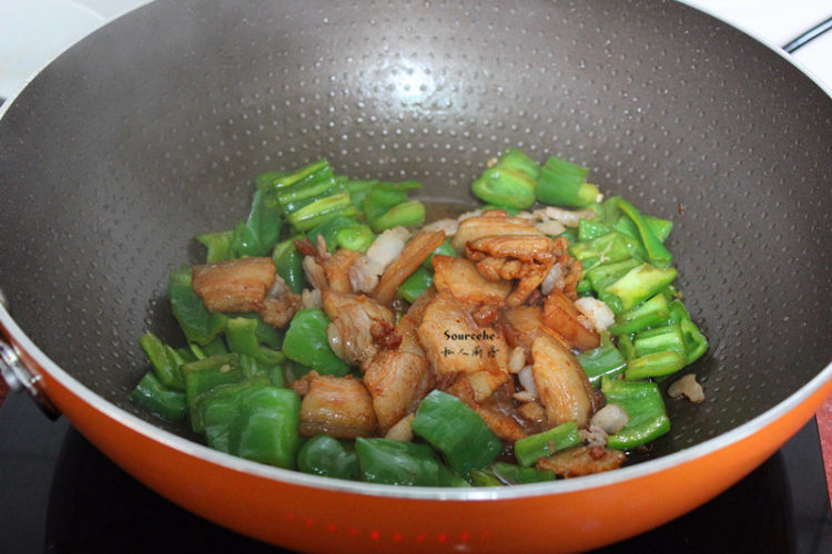 青椒炒五花肉（独家）步骤5
