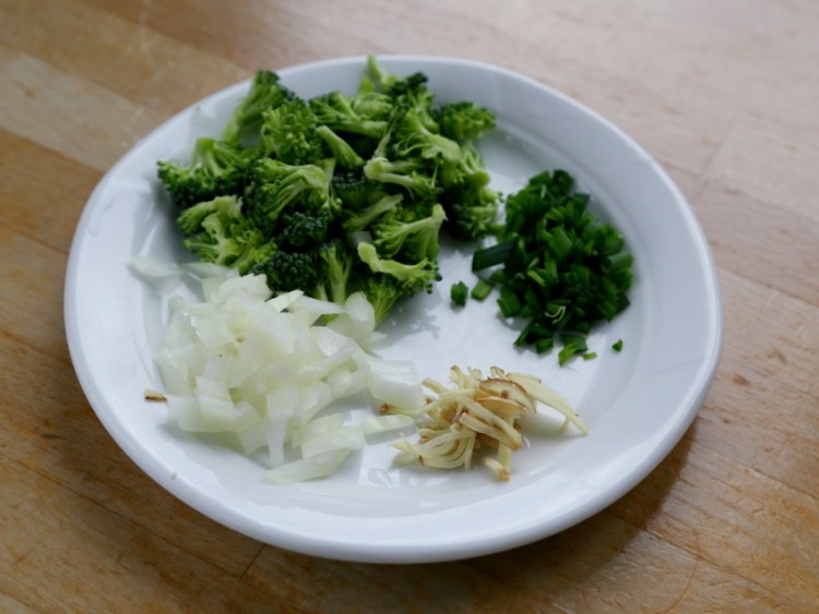 鳕鱼片豆腐羹步骤2