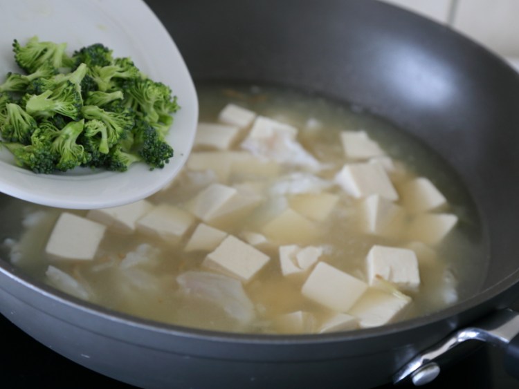 鳕鱼片豆腐羹步骤9