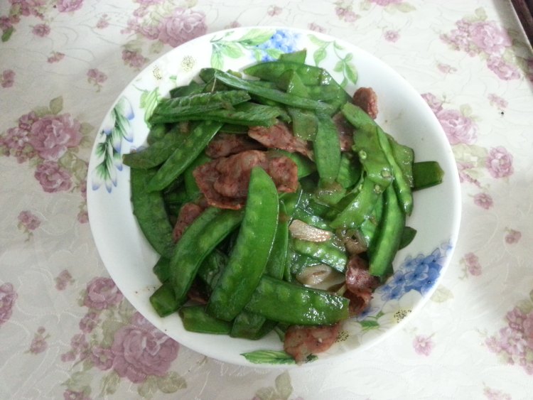 腊肠炒西兰花步骤8