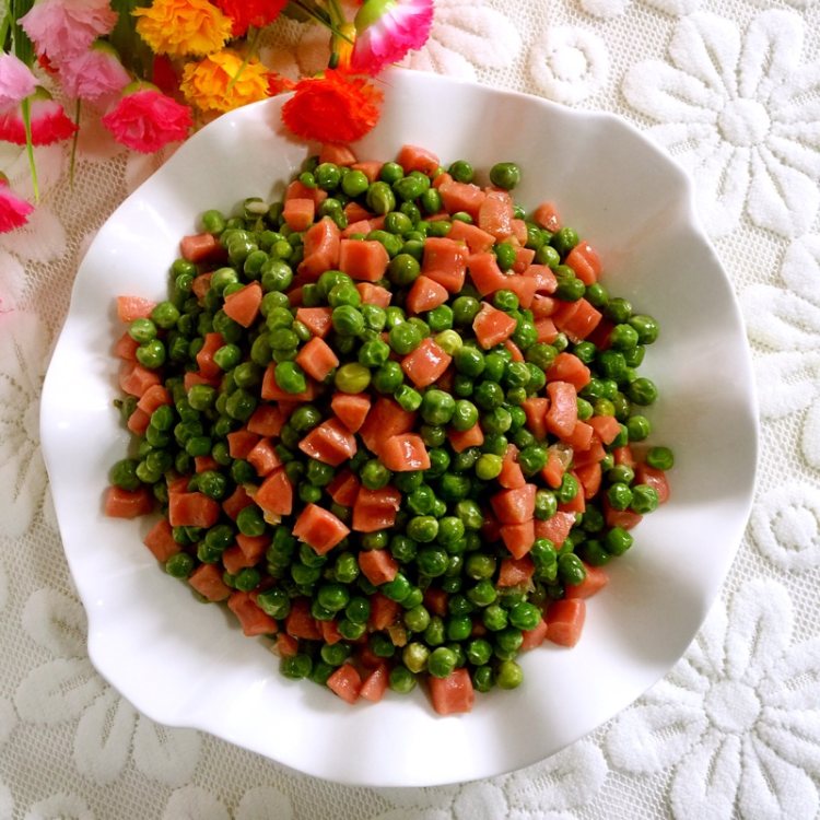 青豆炒烤肠步骤13