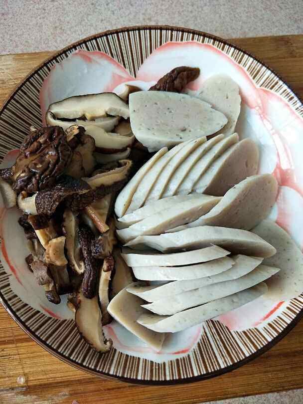 蘑菇香鱼卷步骤4