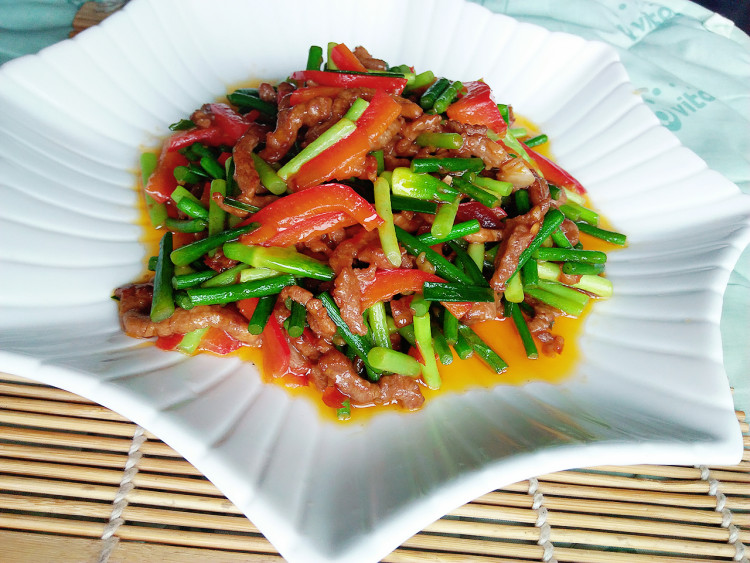 蒜薹炒肉步骤10