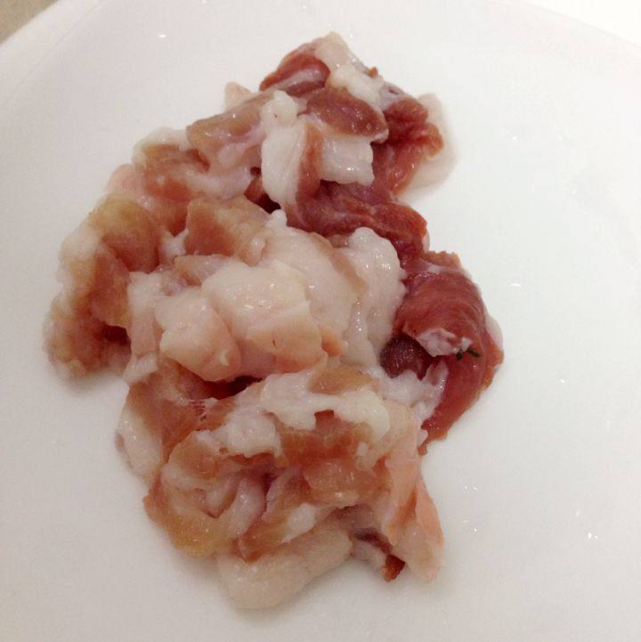 花生芽炒肉步骤3