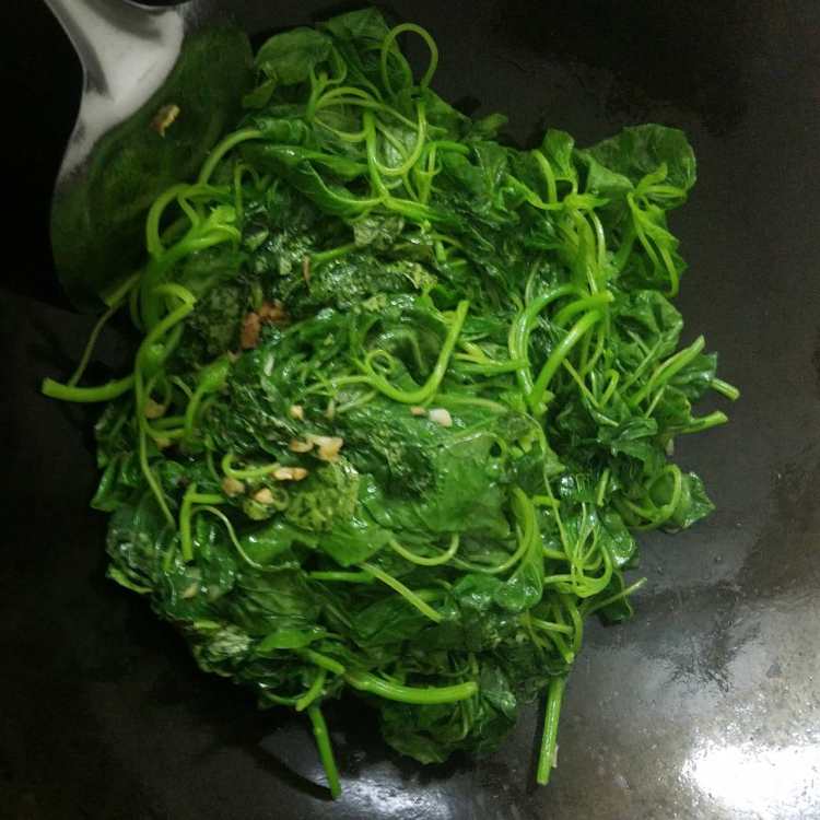 蒜蓉炒苋菜步骤8