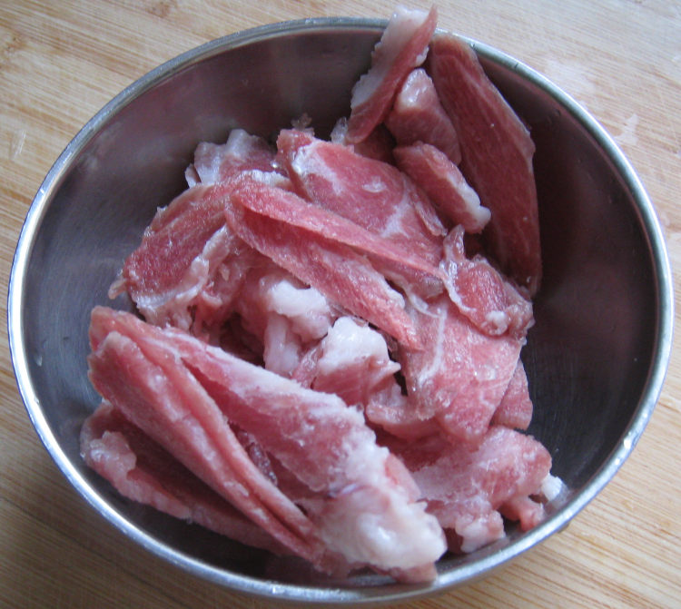 葱爆肉步骤3