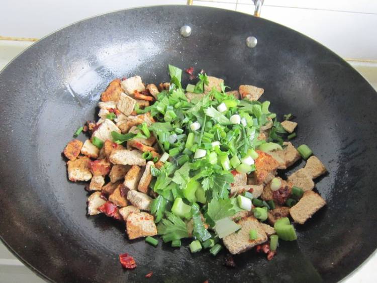 酱焖豆渣步骤5