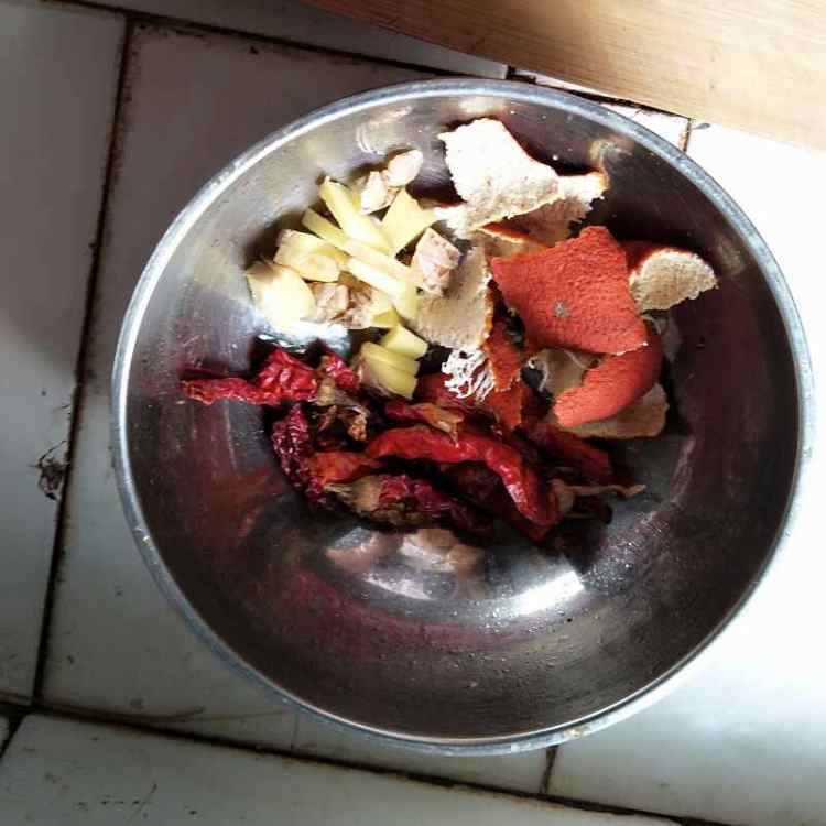 萝卜干烧肉步骤6