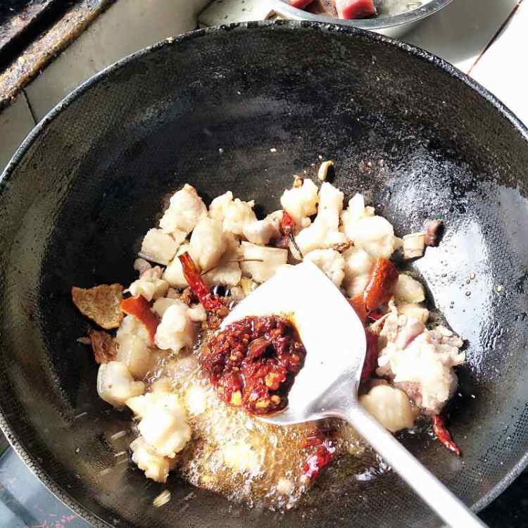 萝卜干烧肉步骤11