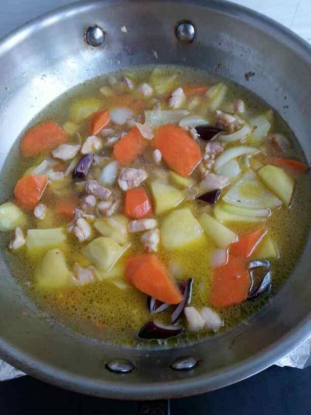 咖喱鸡腿饭步骤7