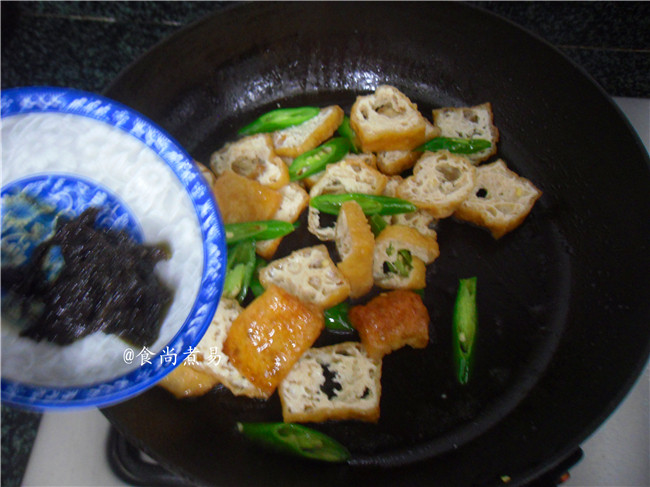 橄榄菜拌豆腐泡步骤5