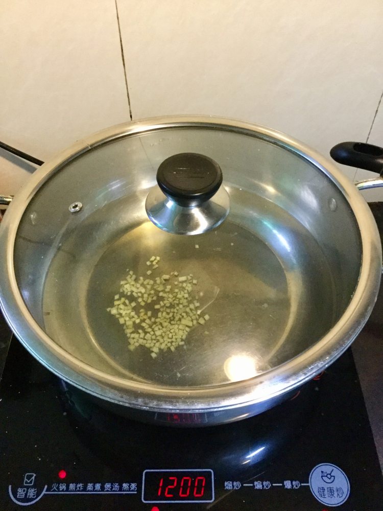 蔬菜云吞面步骤16