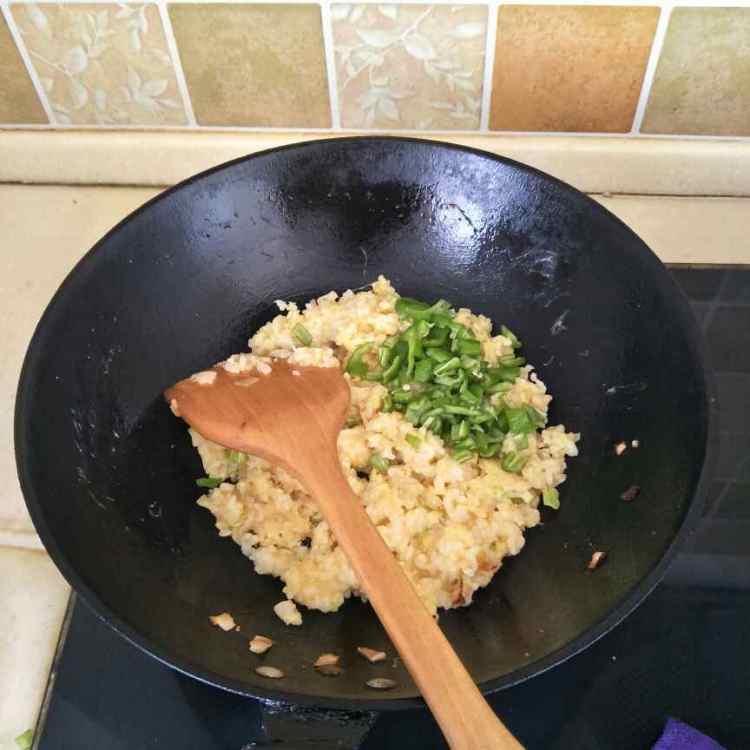 蛋炒饭步骤3